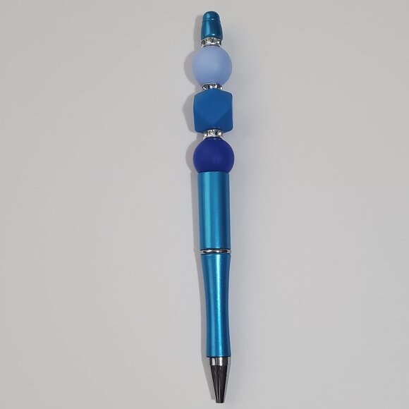 Handmade Blue Ombré Beaded Pen – Cool Tone Silicone Twist Pen with Extra Ink Ref - Picture 1 of 2